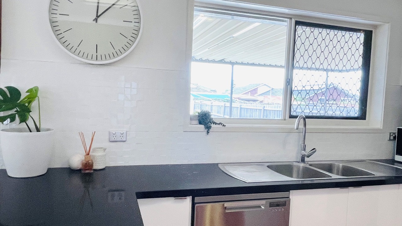 Photo of Kitchen in Sunshine West