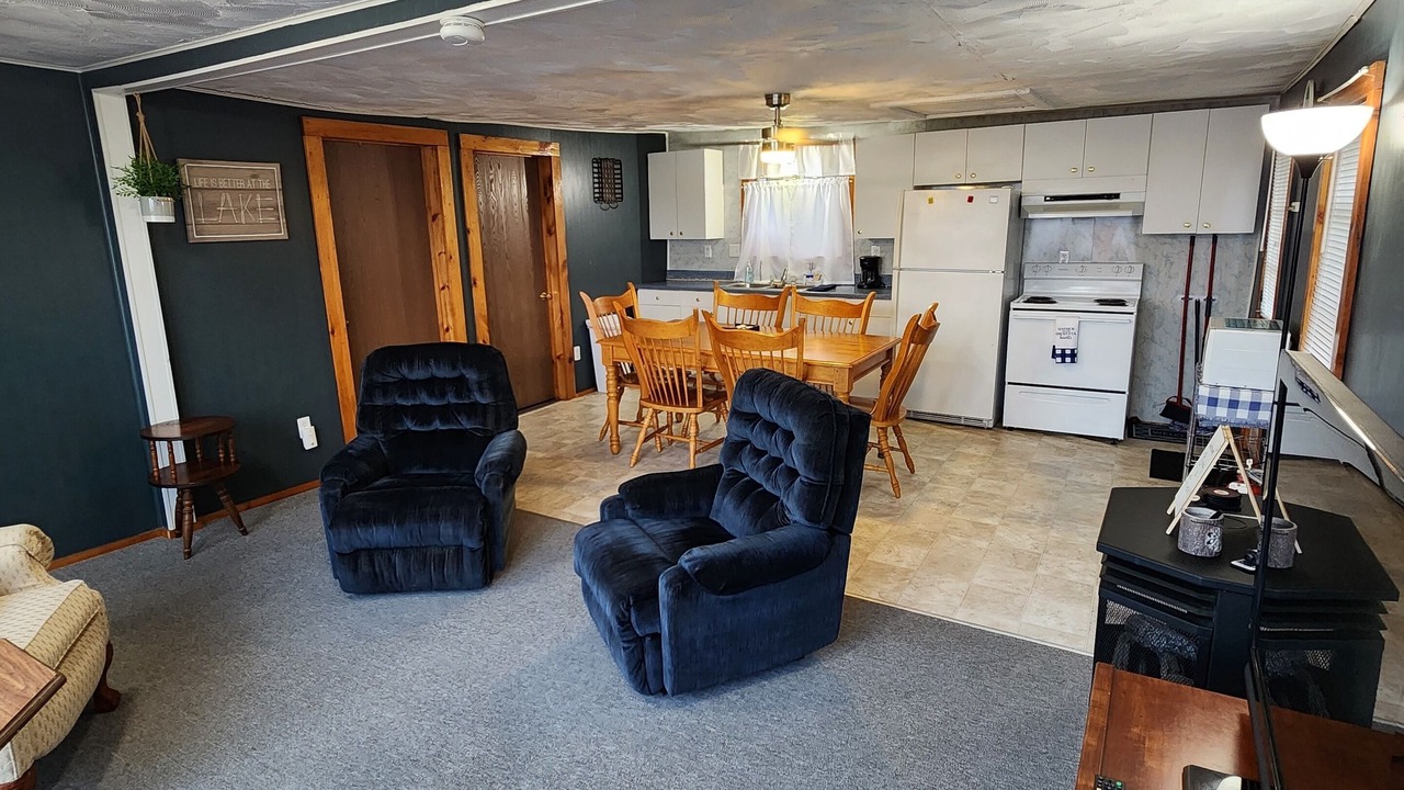Photo of Livingroom in Town of Oswegatchie