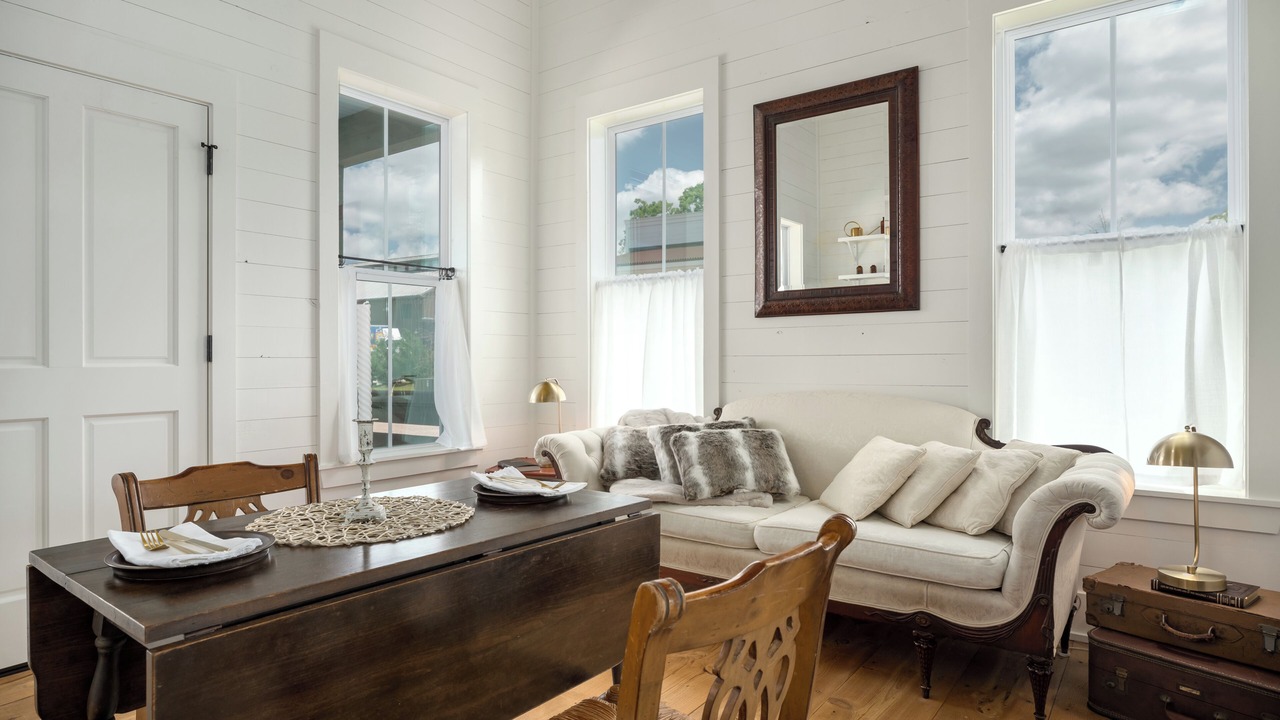 Photo of Livingroom in Driftwood