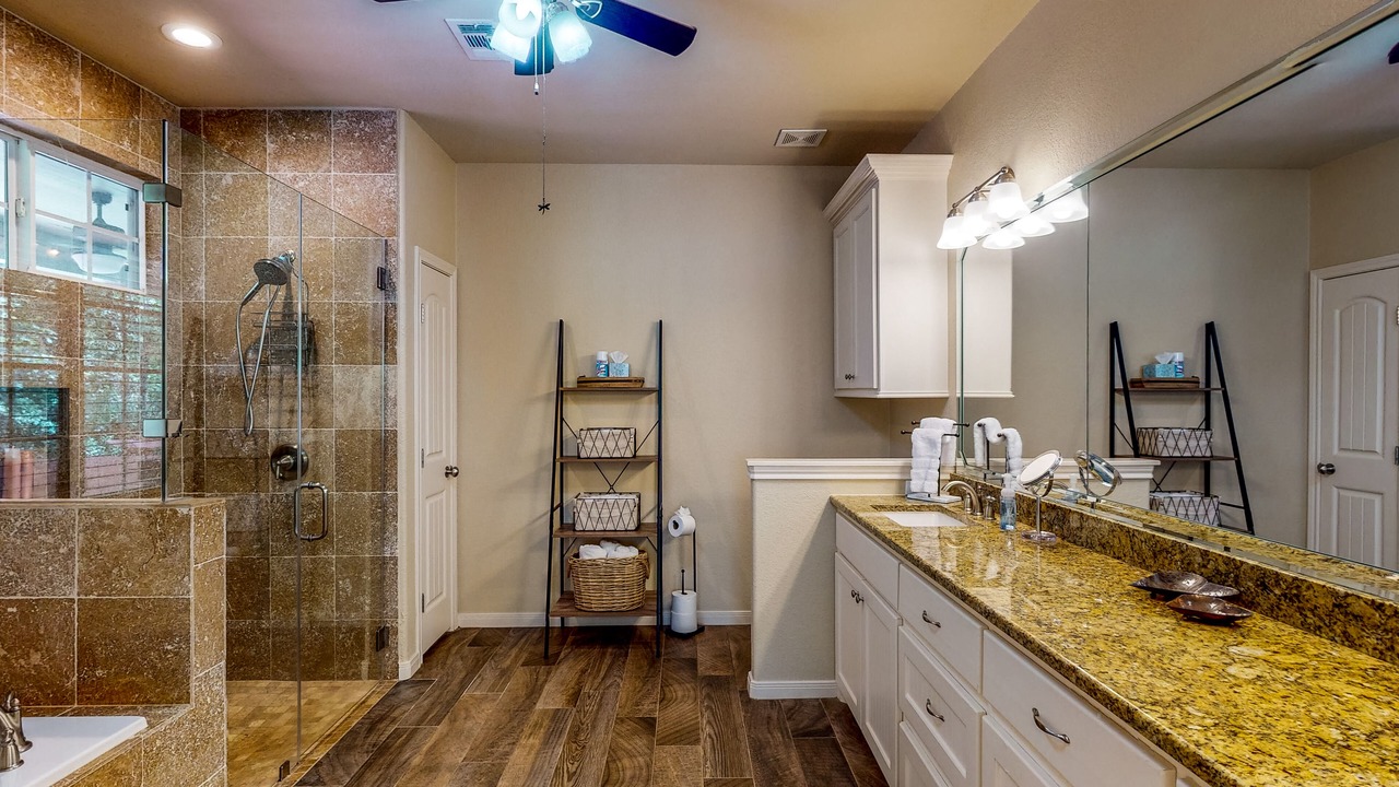 Photo of Bathroom in Cape Royale