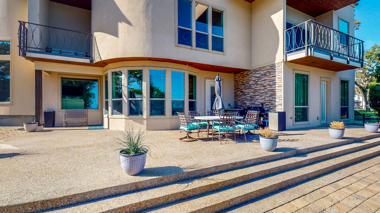 Photo of Outdoor in Lake Bridgeport