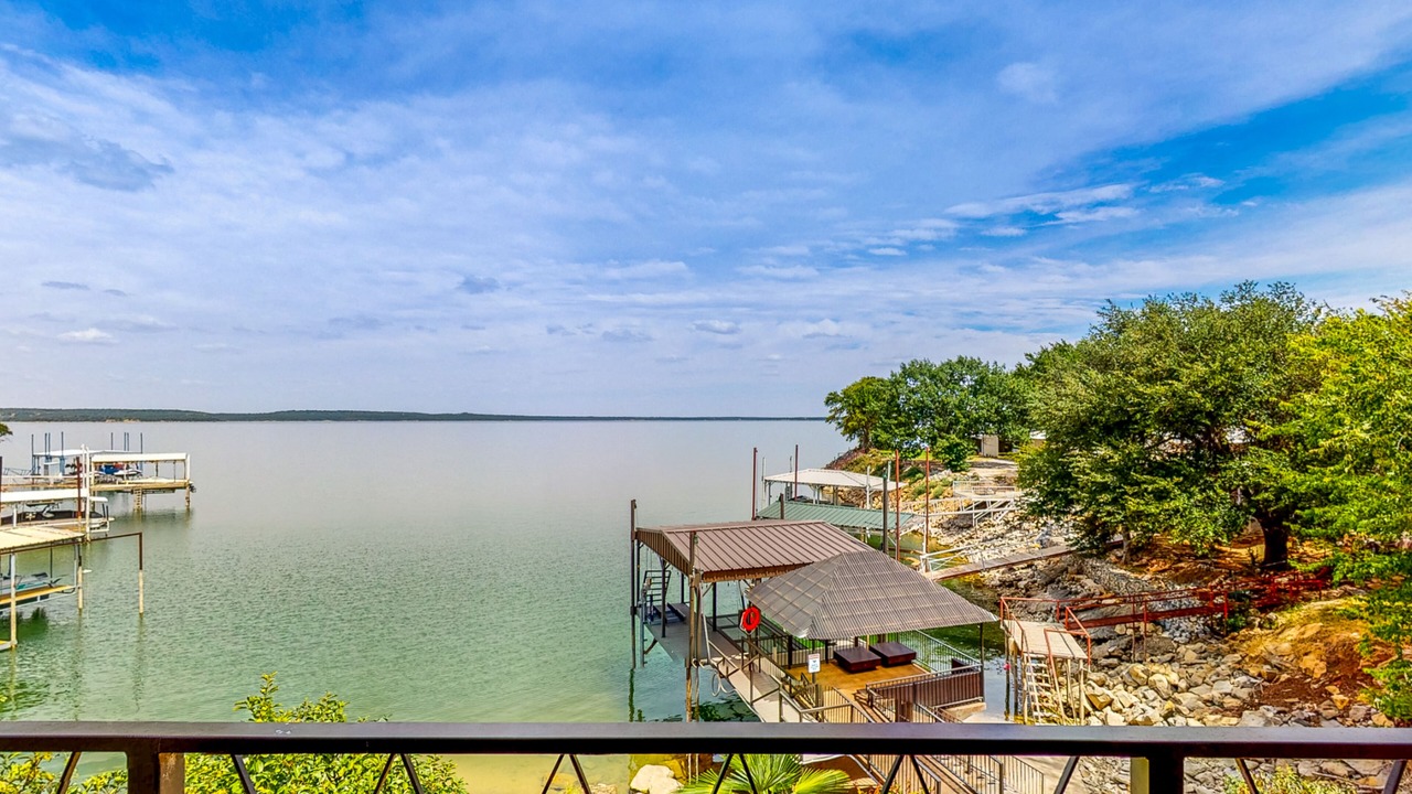 Photo of Outdoor in Lake Bridgeport