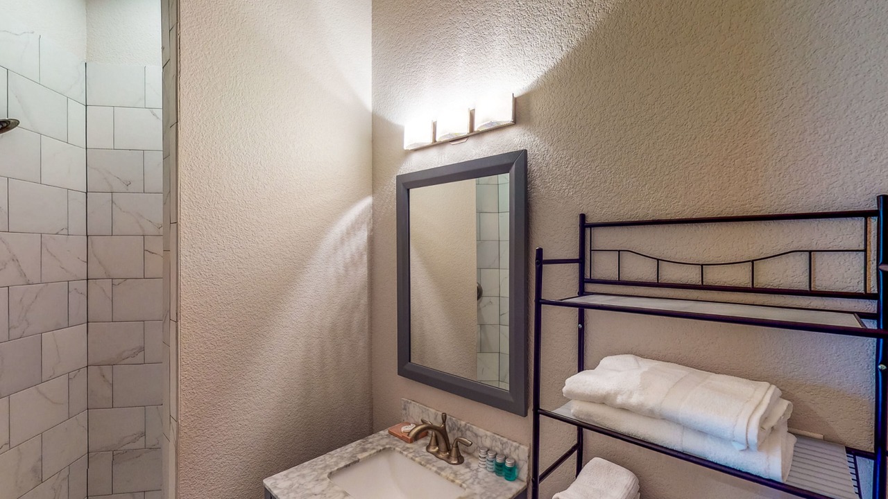 Photo of Bathroom in Lake Bridgeport