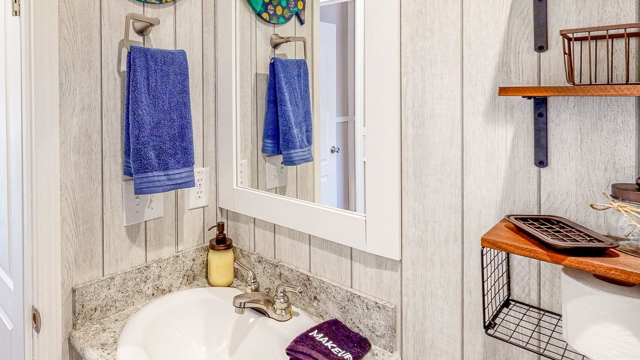 Photo of Bathroom in Jennings