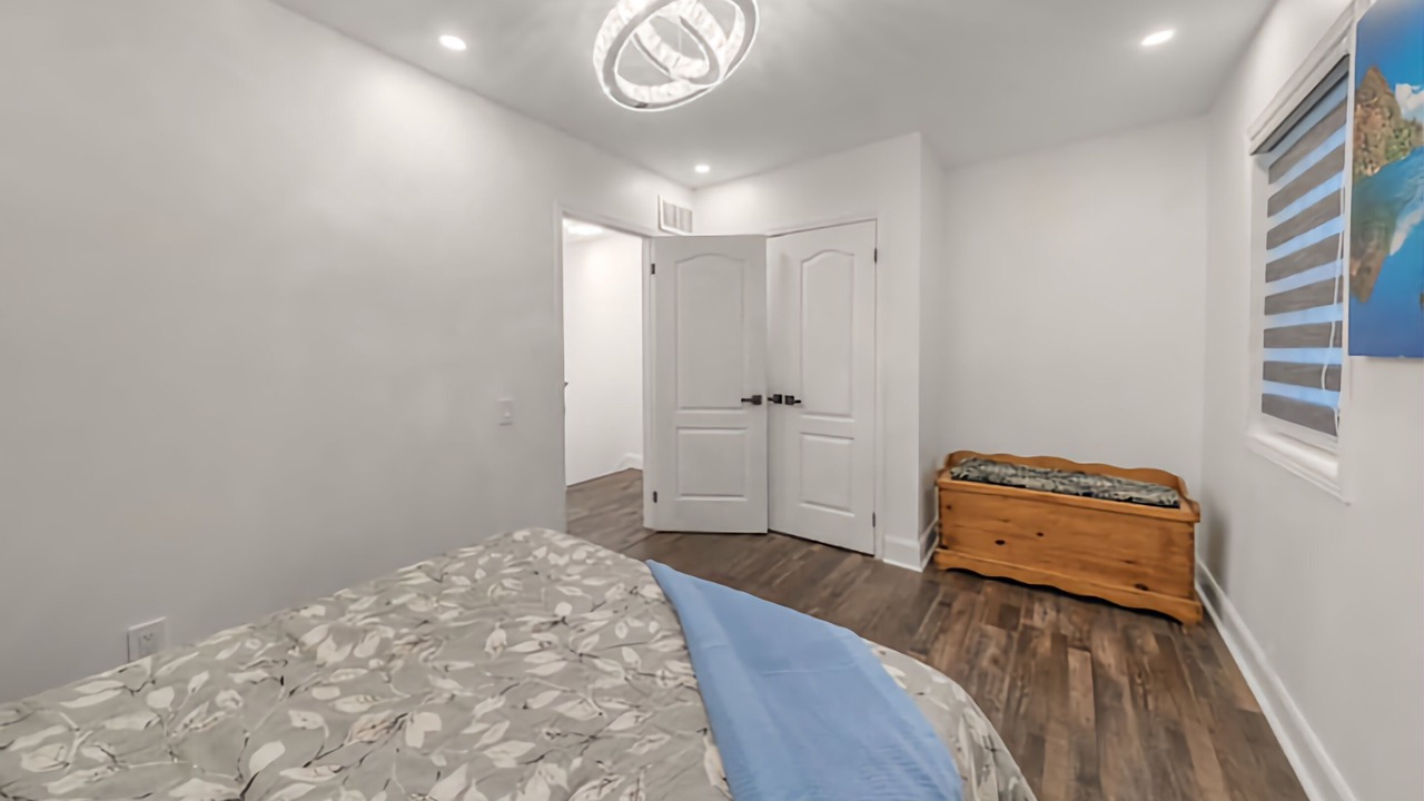 Photo of Bedroom in Essa