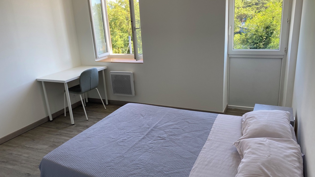 Photo of Bedroom in Miribel