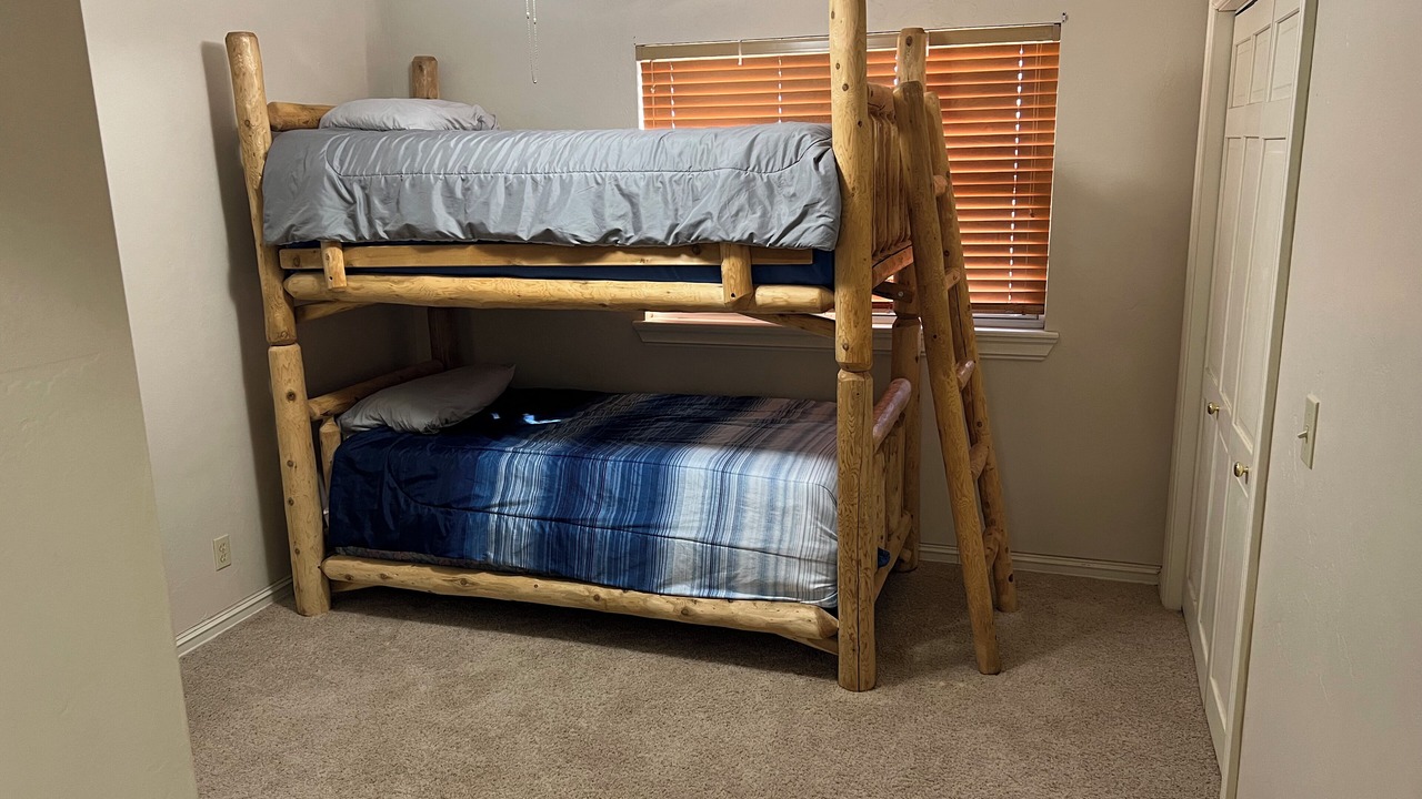 Photo of Bedroom in Osage County