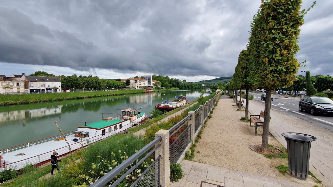Photo of Others in Chateau-Thierry