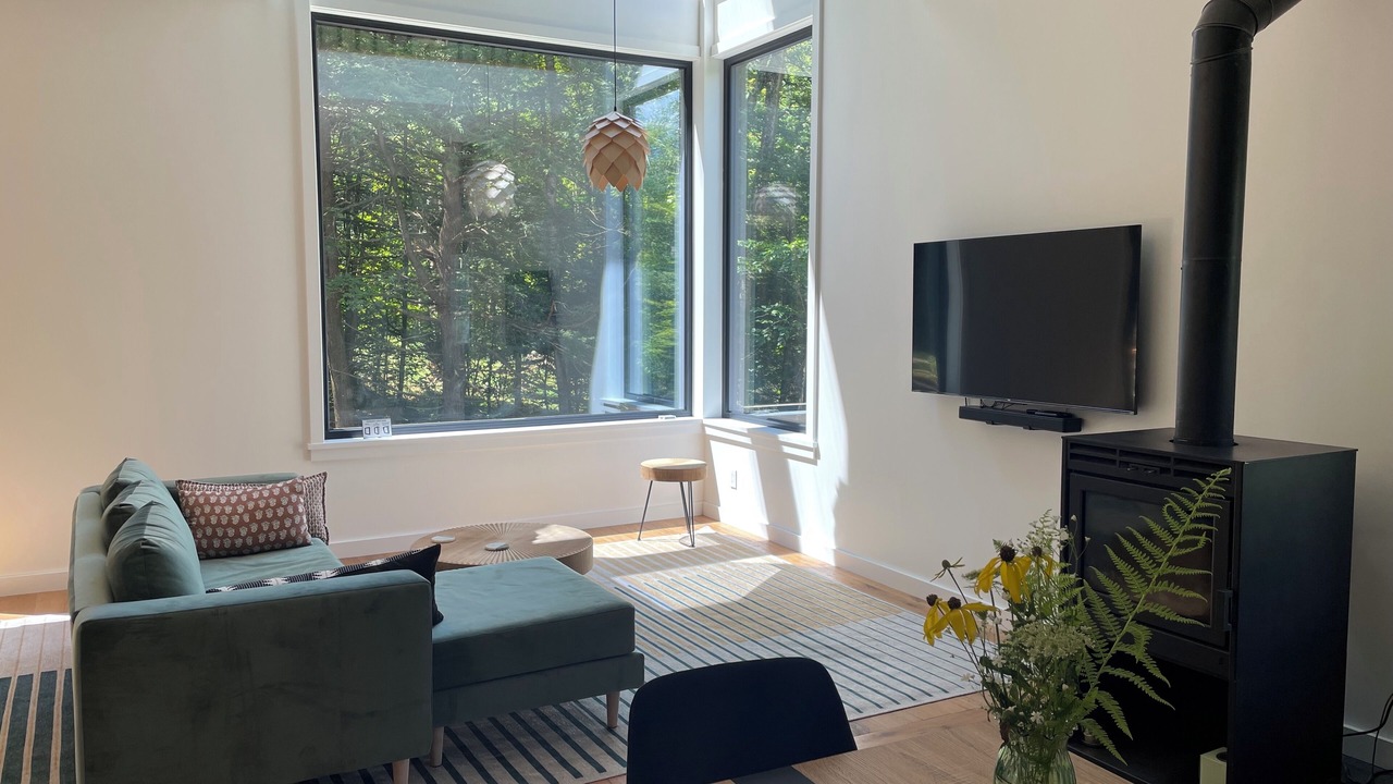 Photo of Bedroom in Tyringham