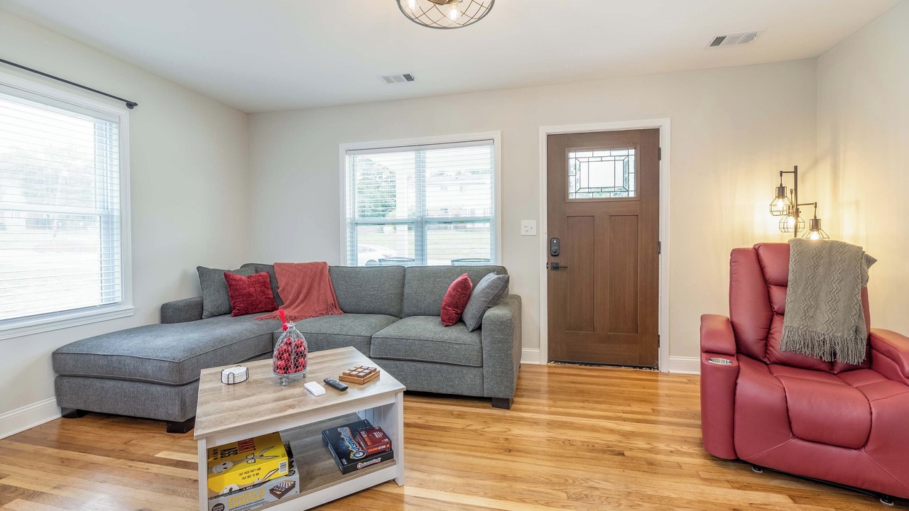 Photo of Bedroom in Phenix City