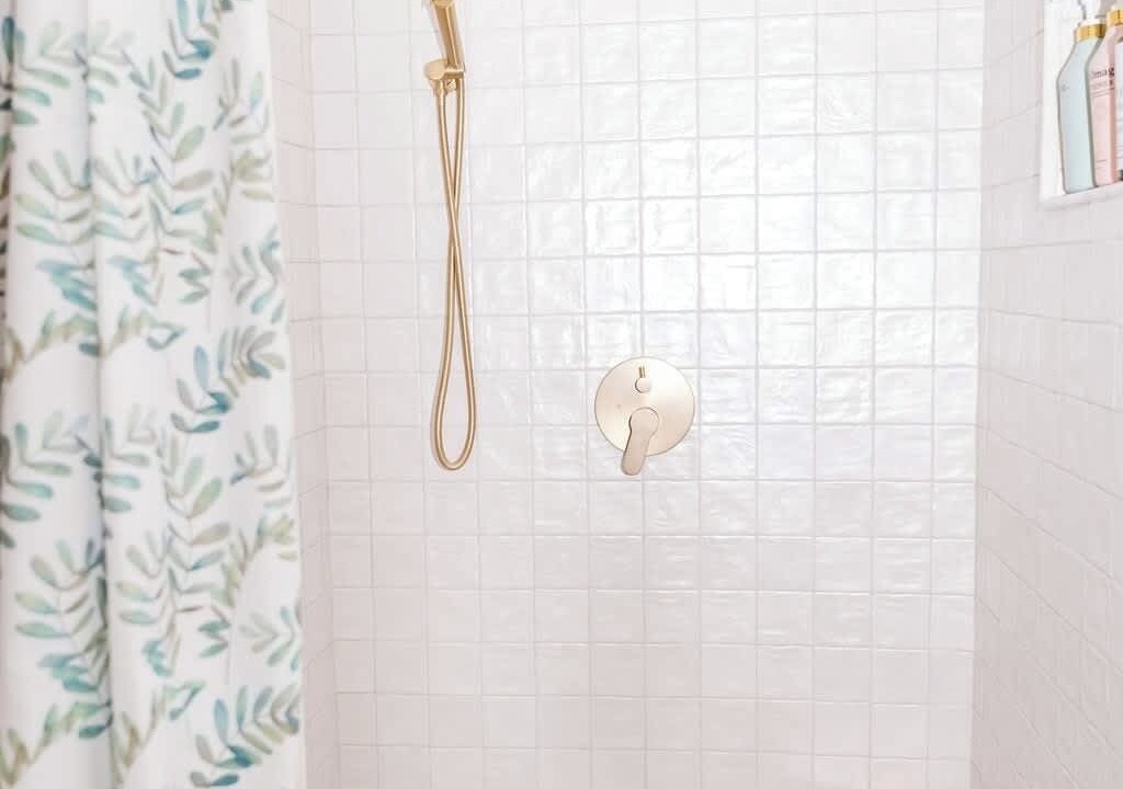 Photo of Bathroom in Lupton City