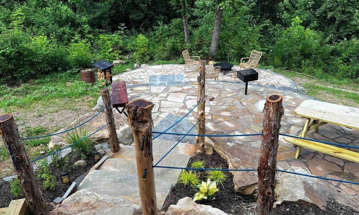 Photo of Outdoor in Lupton City