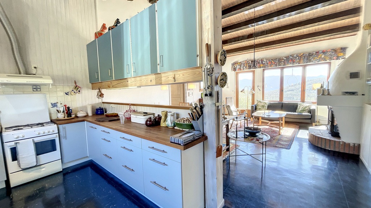 Photo of Kitchen in Oms