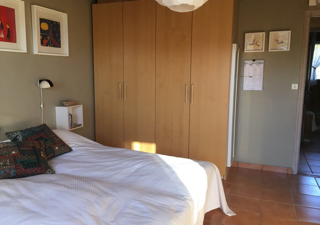 Photo of Bedroom in Oms