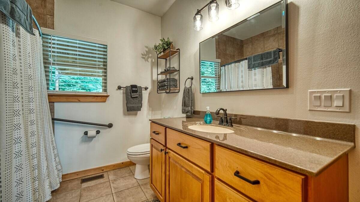 Photo of Bathroom in Young Harris