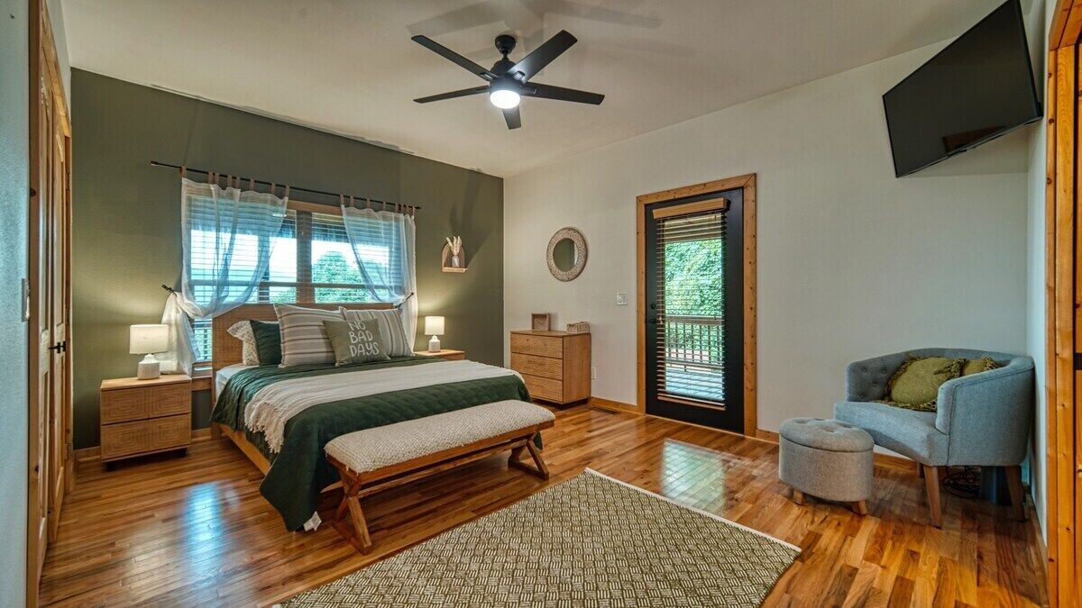 Photo of Bedroom in Young Harris