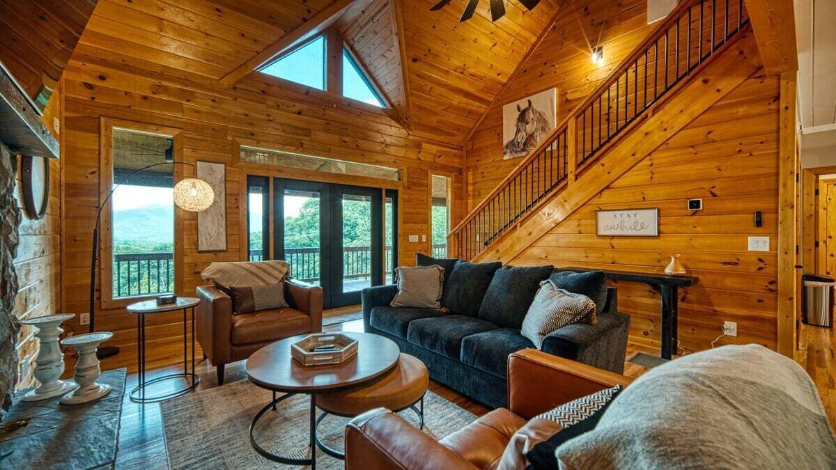 Photo of Livingroom in Young Harris