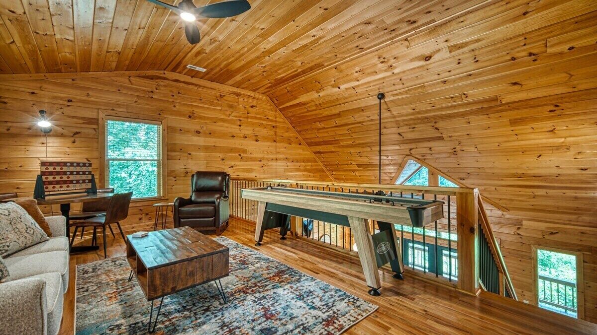 Photo of Livingroom in Young Harris