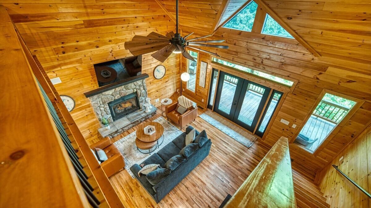 Photo of Livingroom in Young Harris