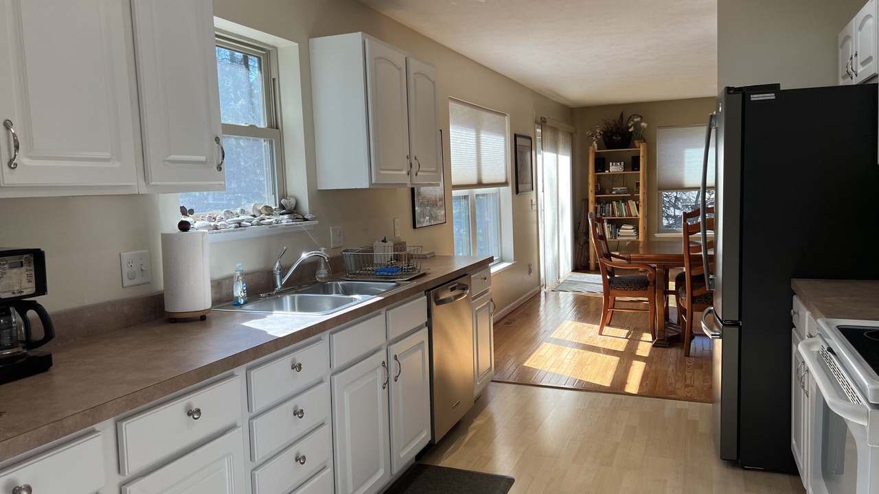 Photo of Kitchen in Glen Arbor