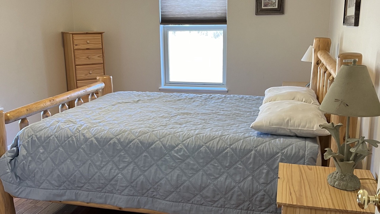 Photo of Bedroom in Glen Arbor
