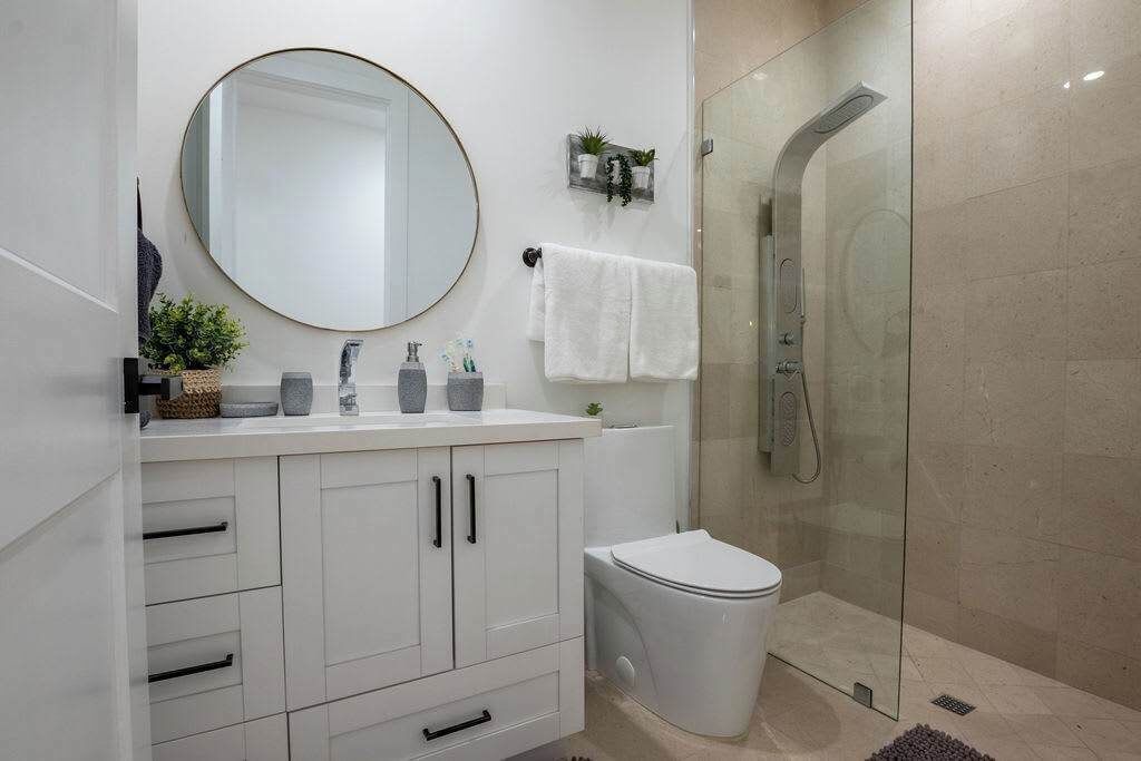 Photo of Bathroom in Highland Garden