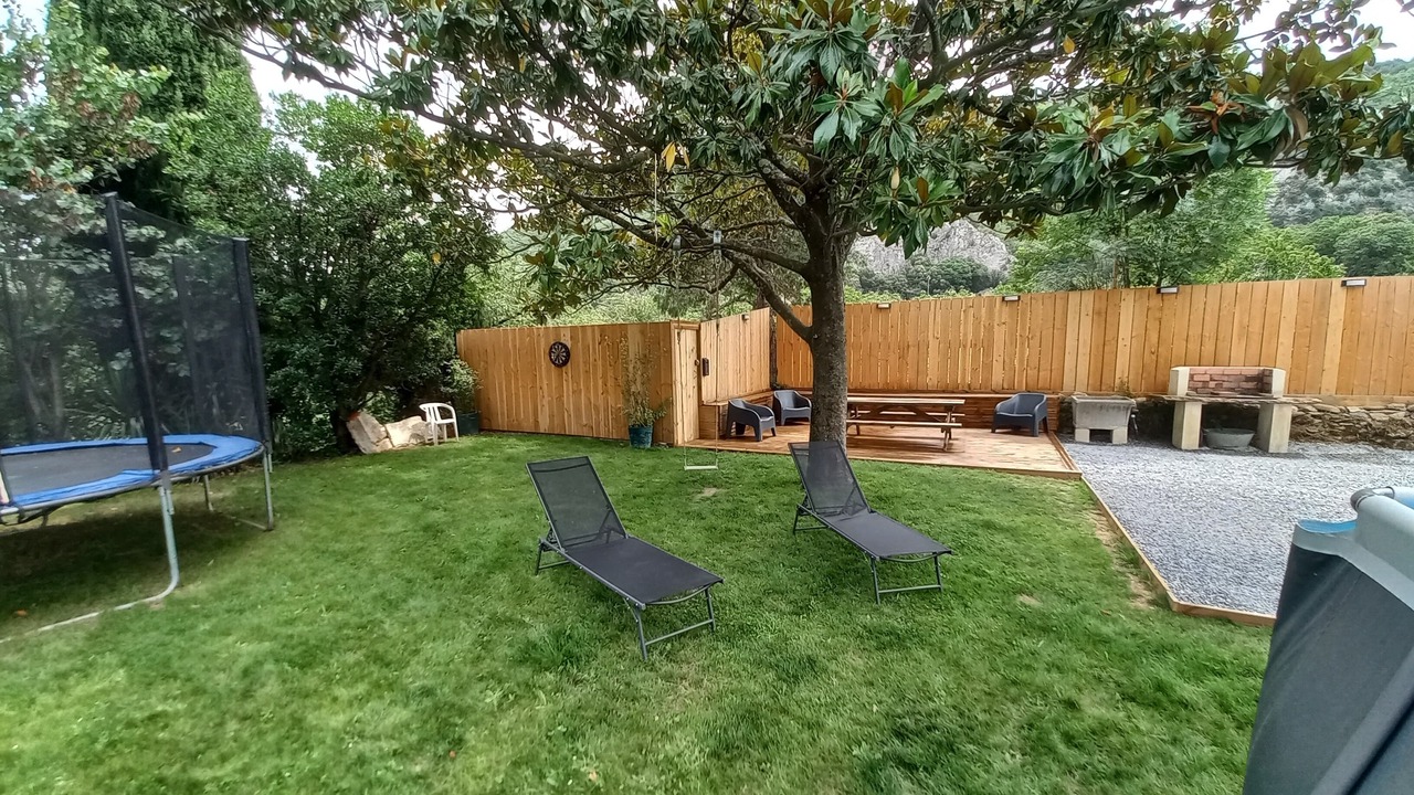 Photo of Outdoor in Riols