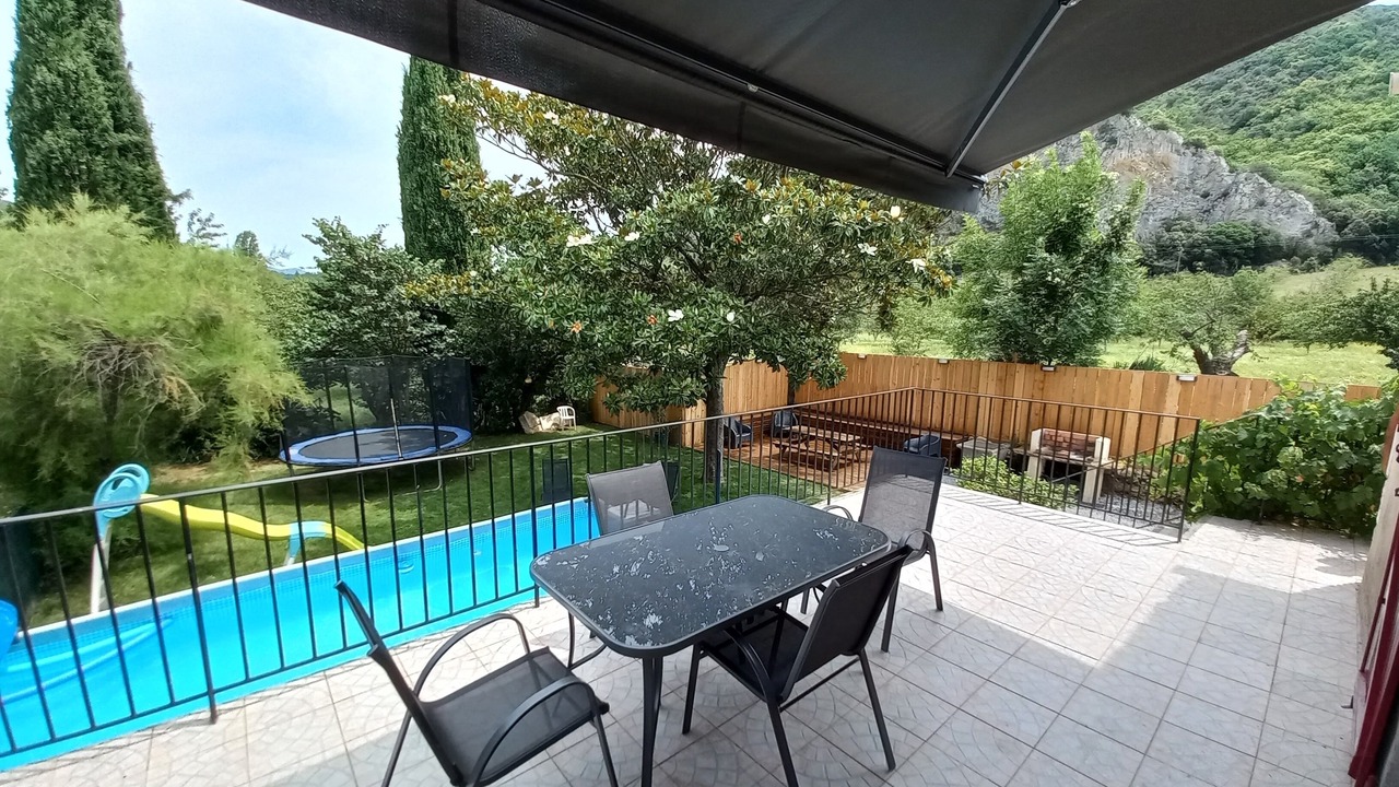 Photo of Outdoor in Riols