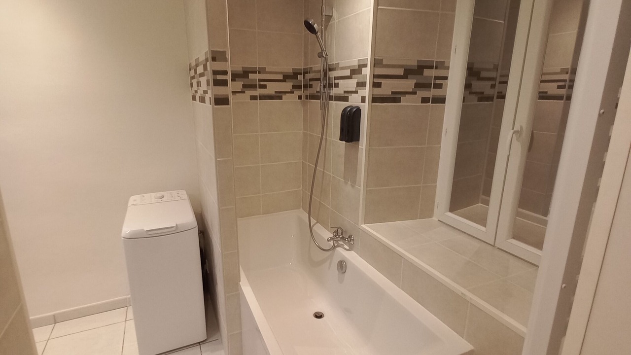 Photo of Bathroom in Riols