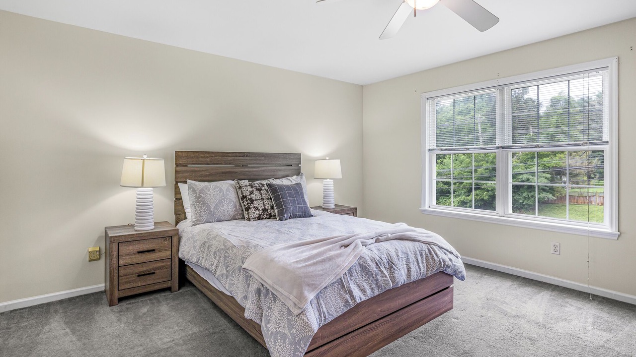 Photo of Bedroom in Newark