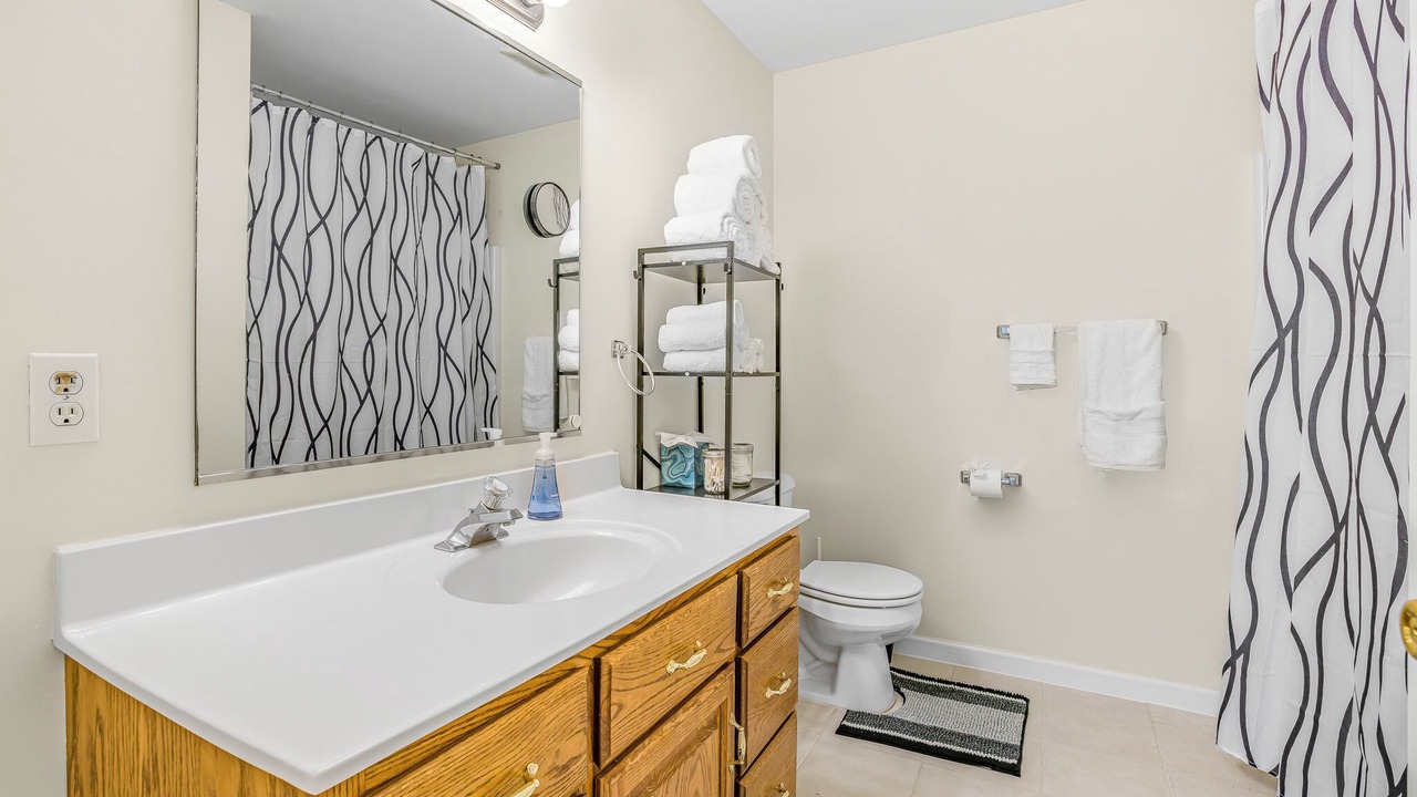 Photo of Bathroom in Newark