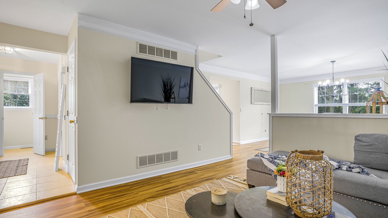 Photo of Livingroom in Newark