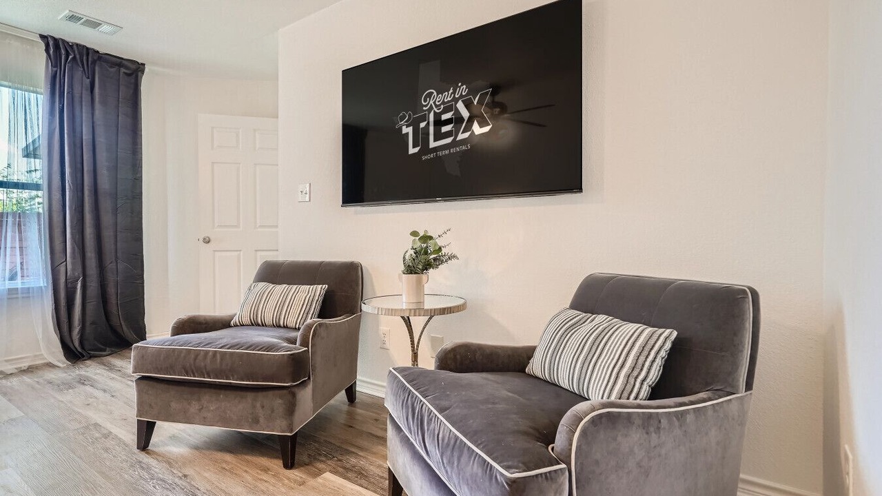 Photo of Livingroom in Pflugerville