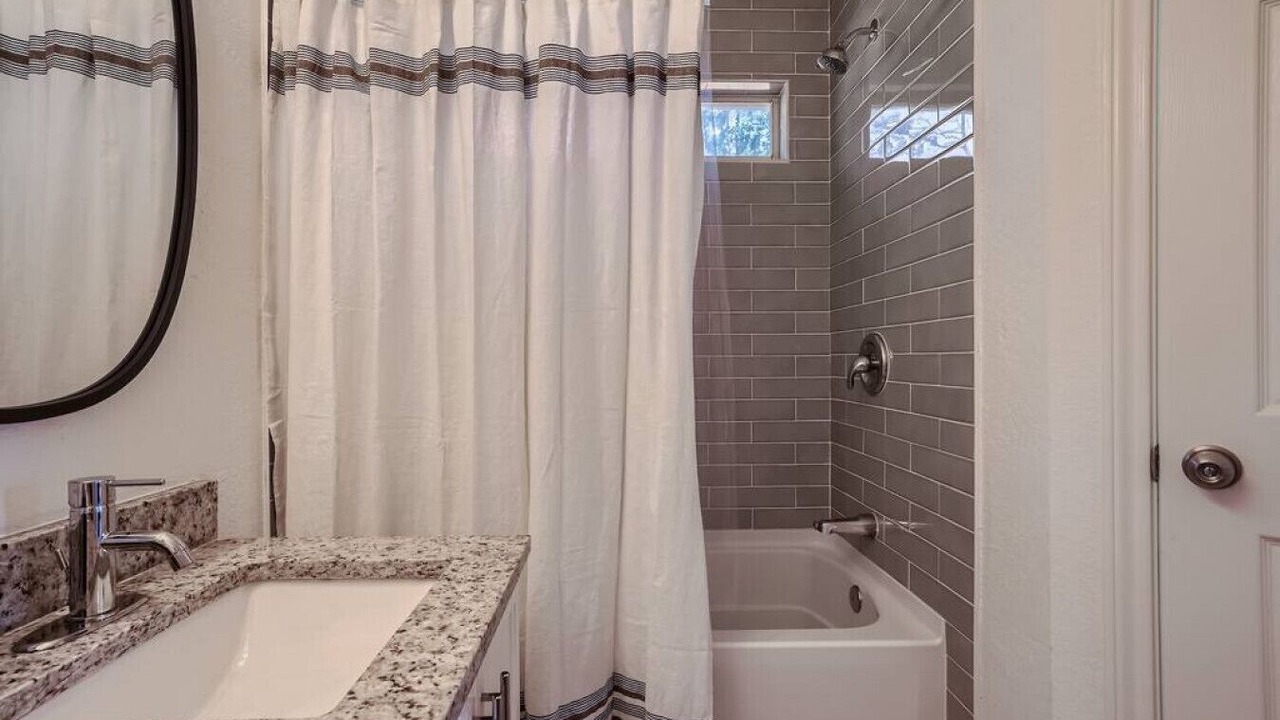 Photo of Bathroom in Pflugerville