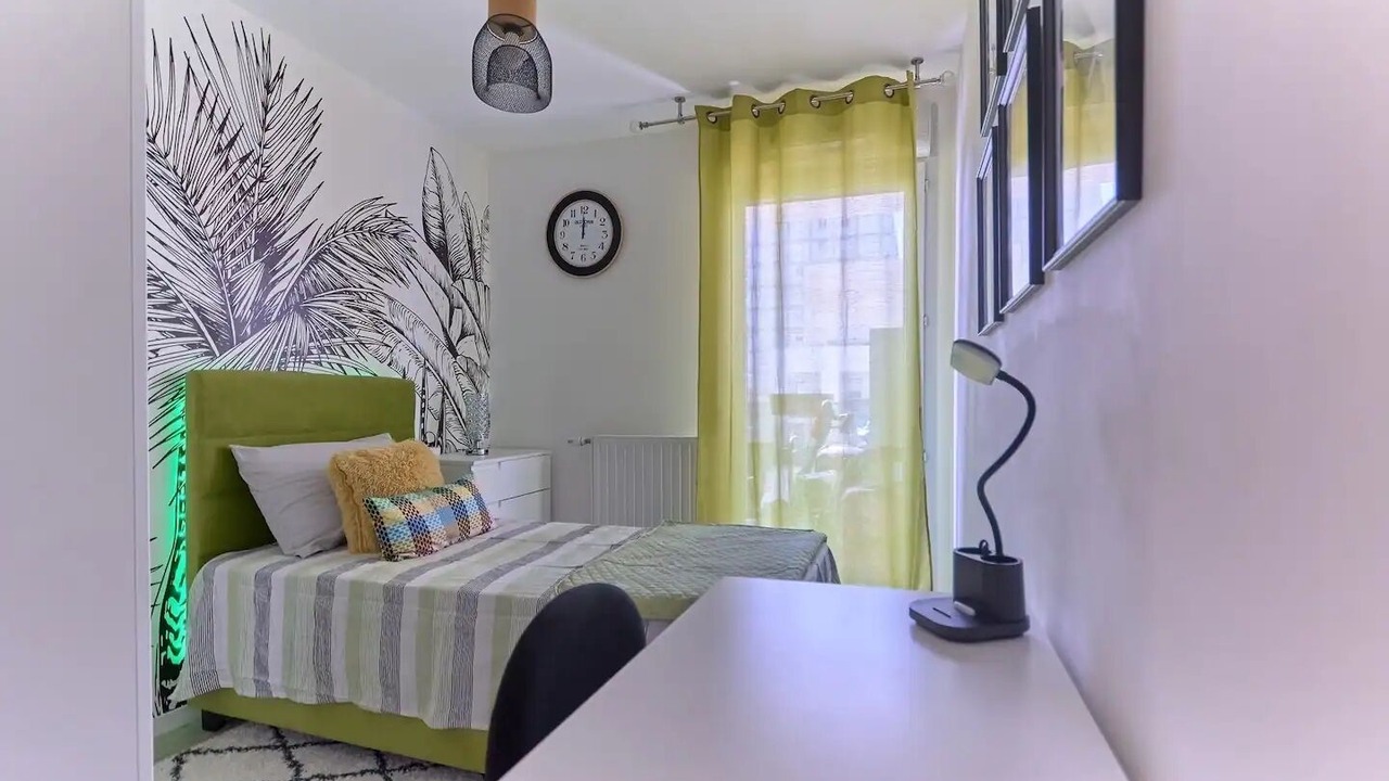 Photo of Bedroom in Trappes