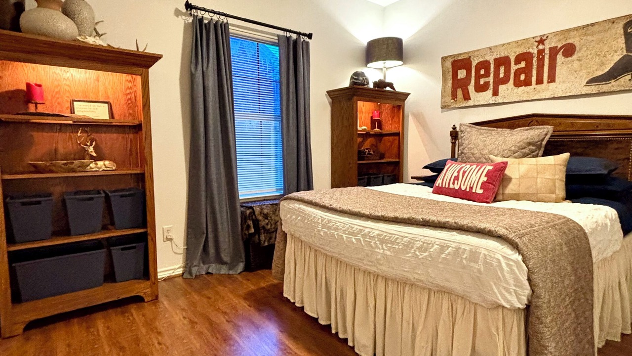 Photo of Bedroom in College Station