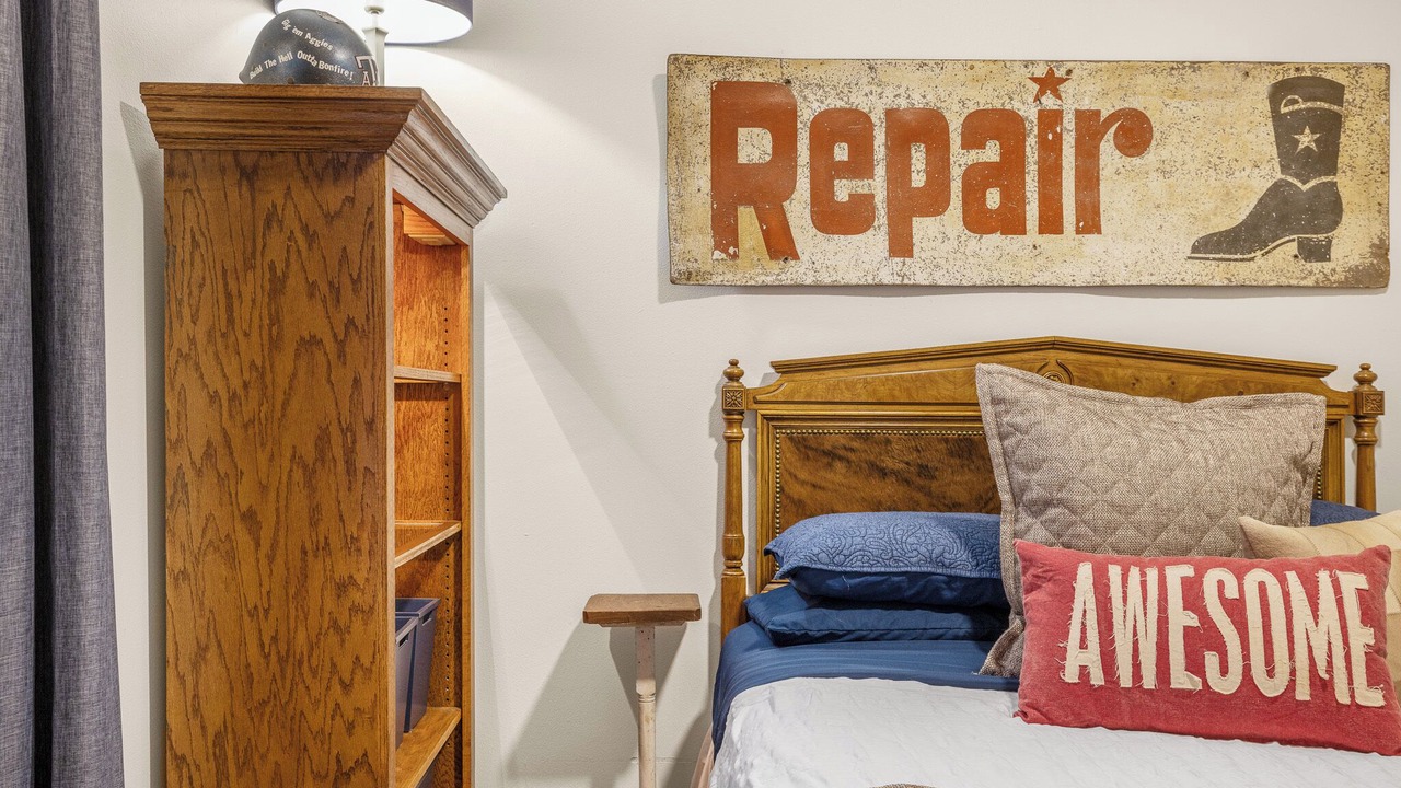 Photo of Bedroom in College Station