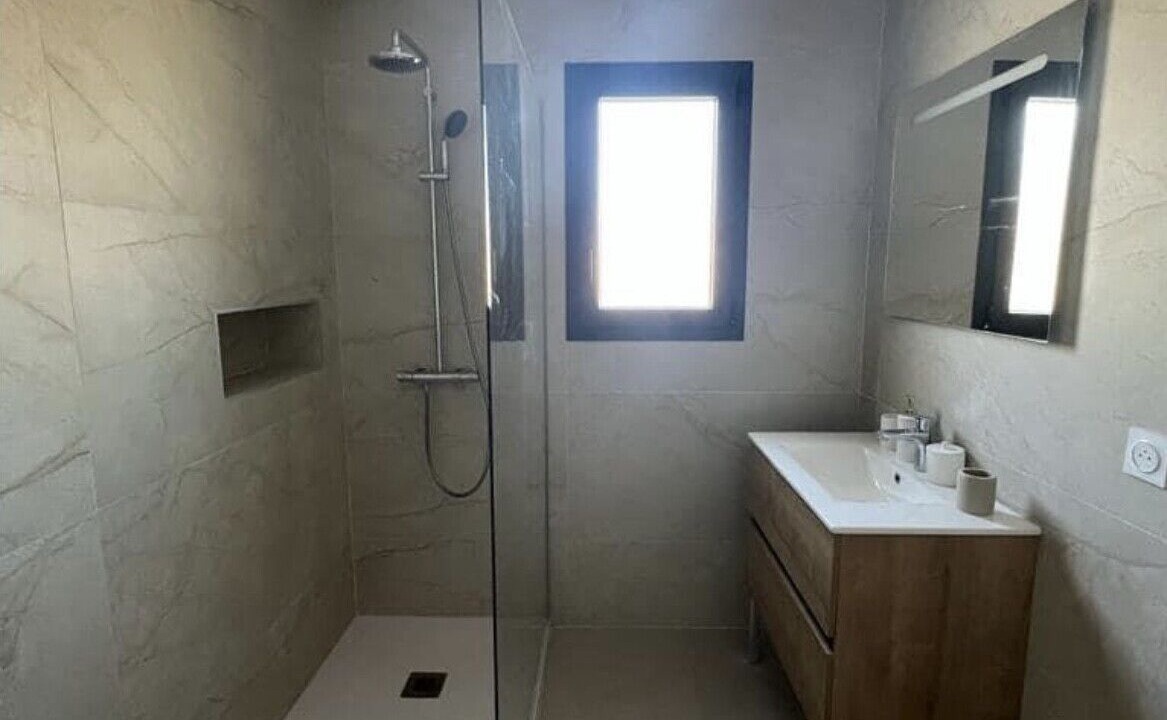 Photo of Bathroom in Villetelle