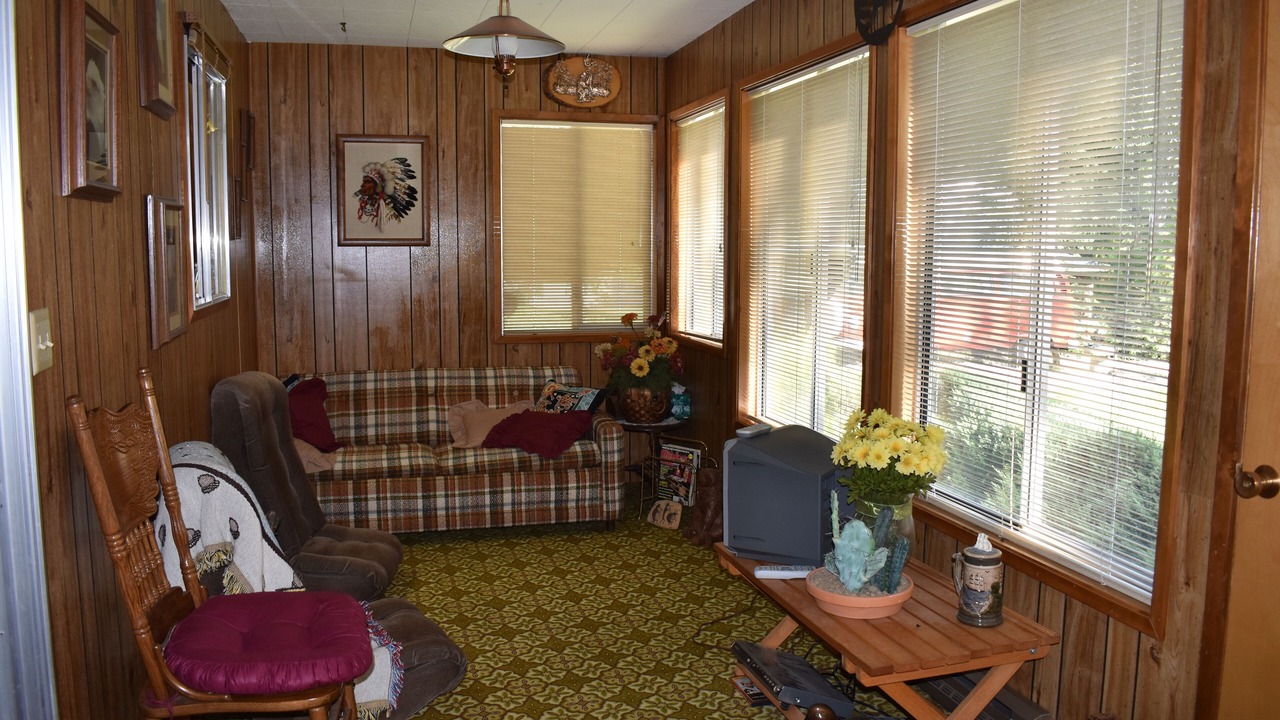 Photo of Livingroom in Naches
