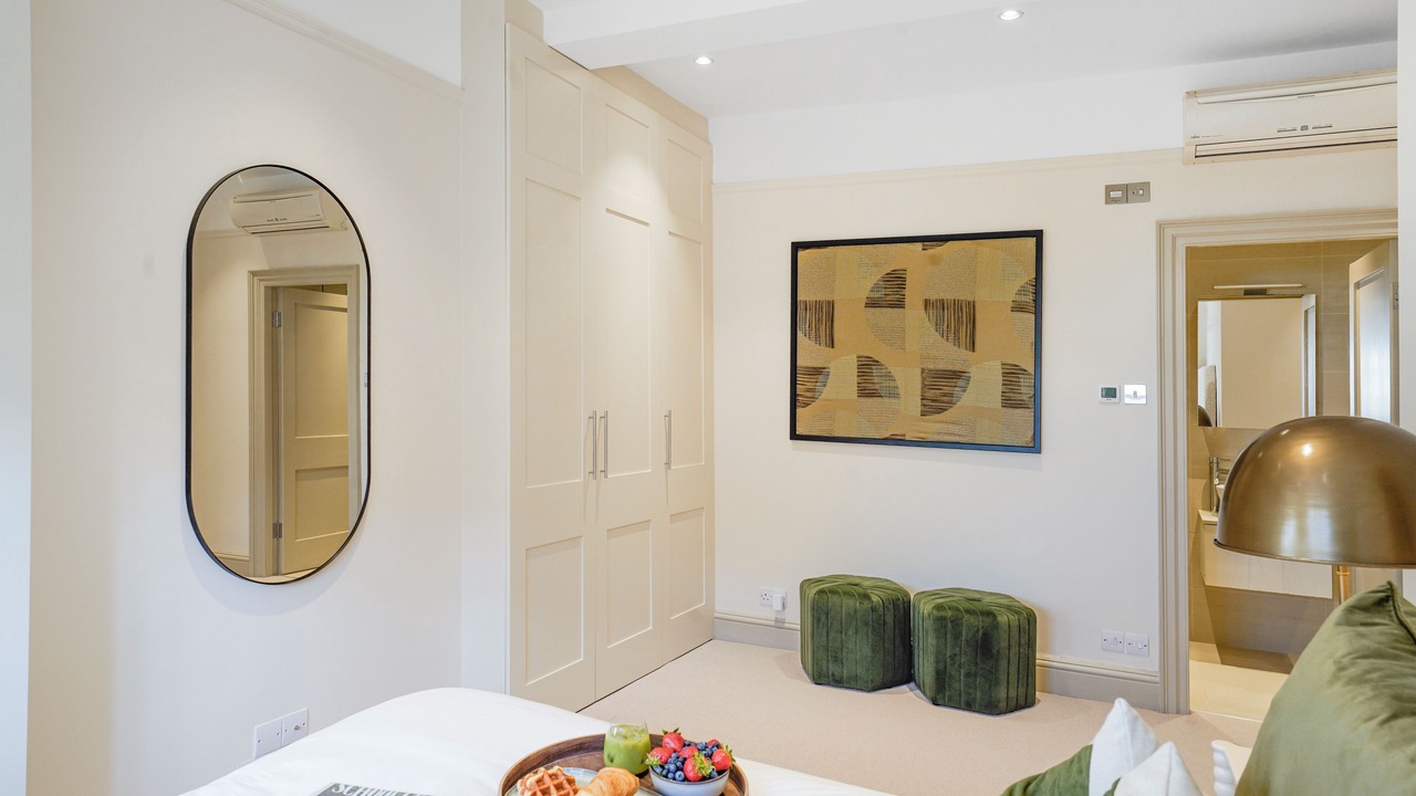 Photo of Bedroom in Royal Borough of Kensington and Chelsea