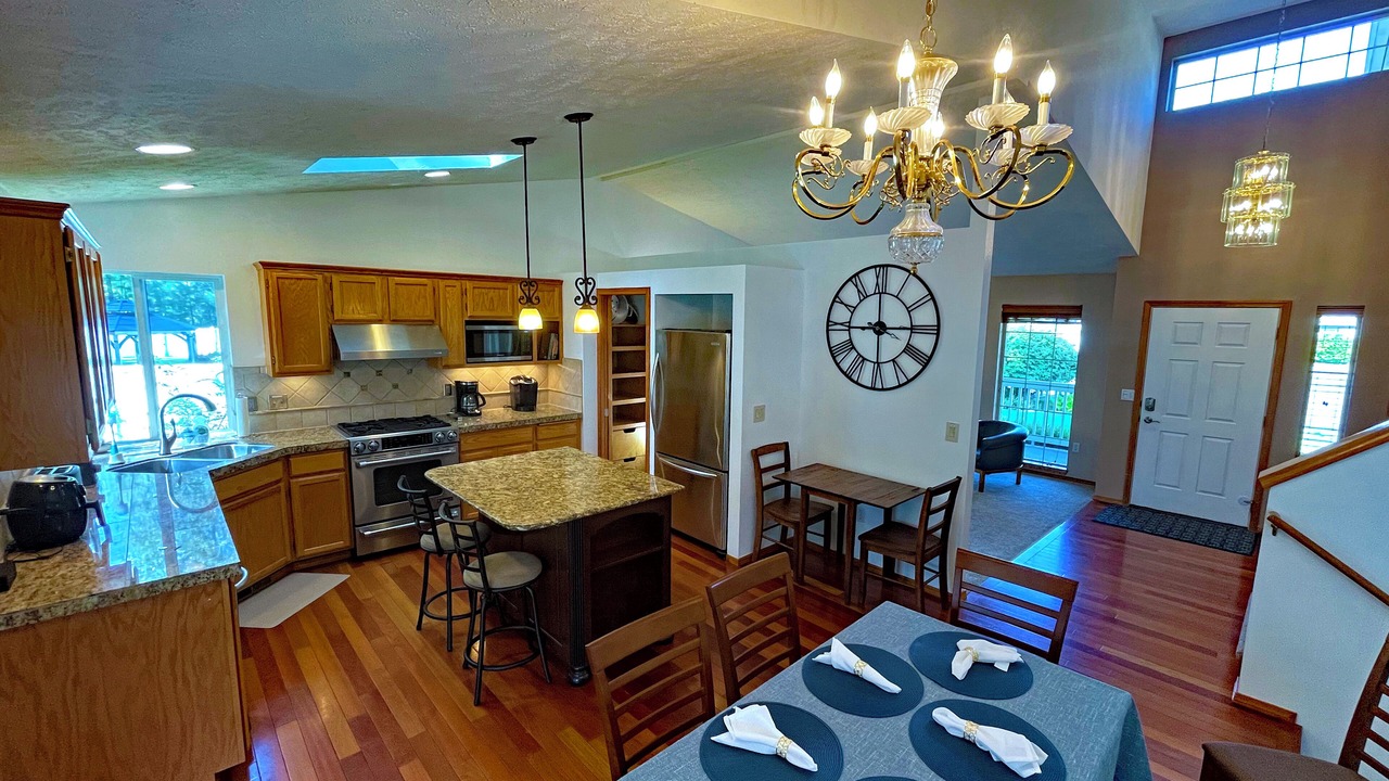 Photo of Others in Nine Mile Falls