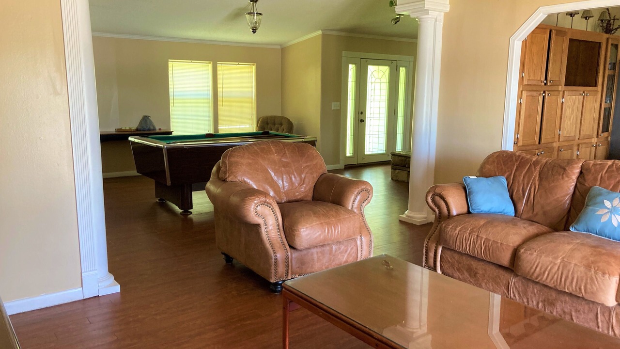 Photo of Livingroom in Trinity