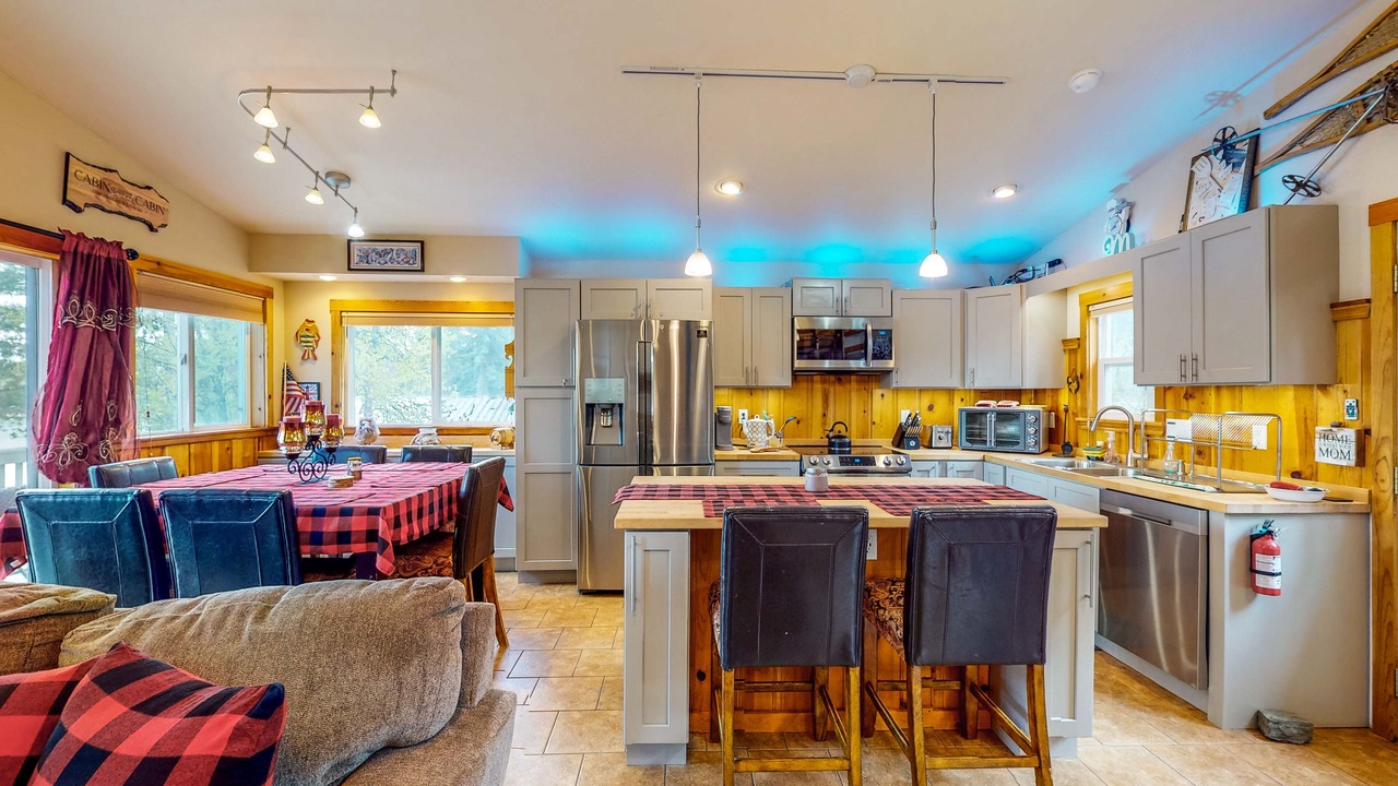Photo of Kitchen in Loon Lake