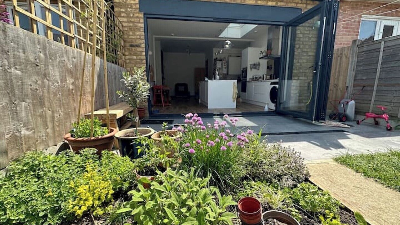 Photo of Outdoor in College Park and Old Oak