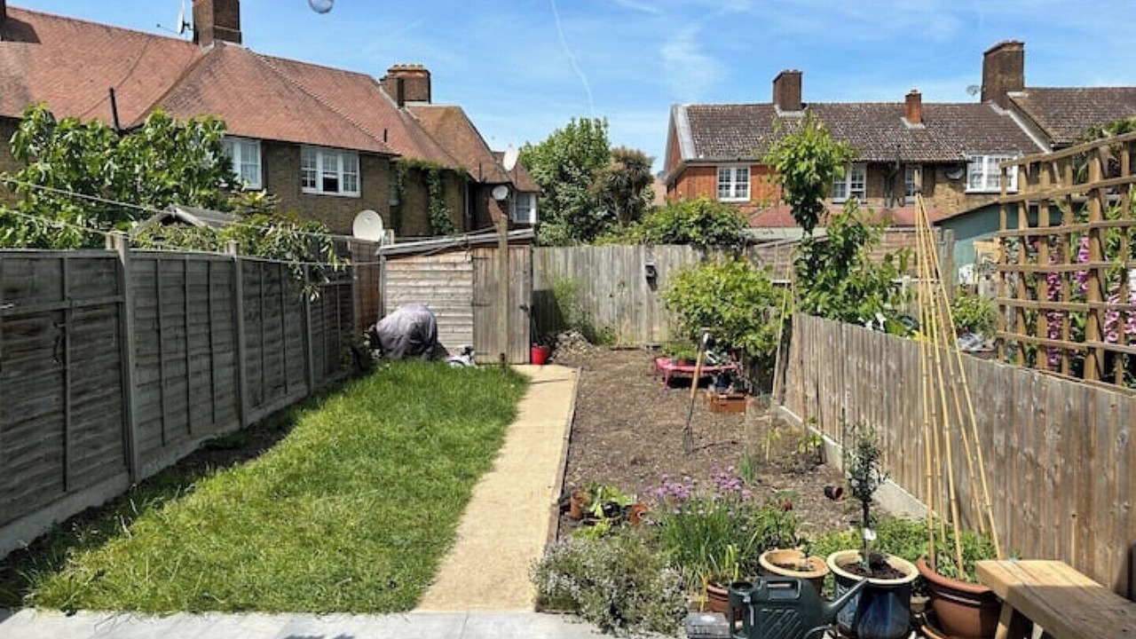 Photo of Outdoor in College Park and Old Oak