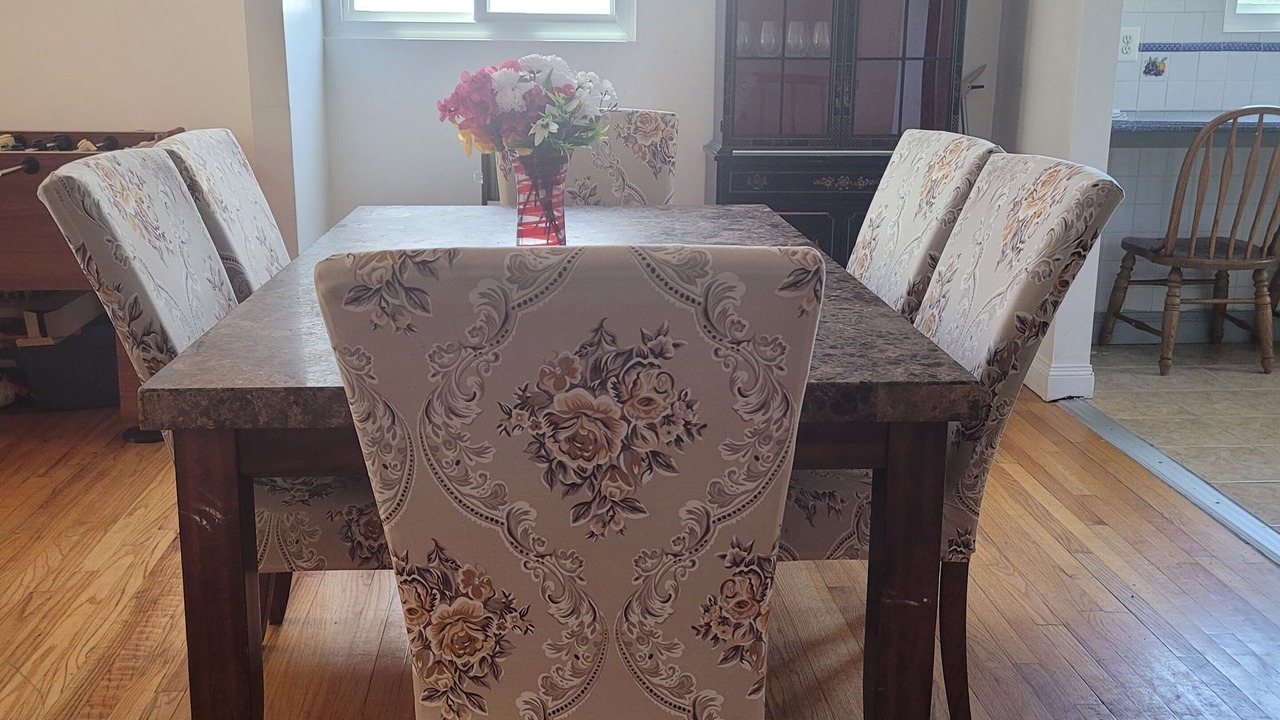 Photo of Livingroom in Northeast Yonkers