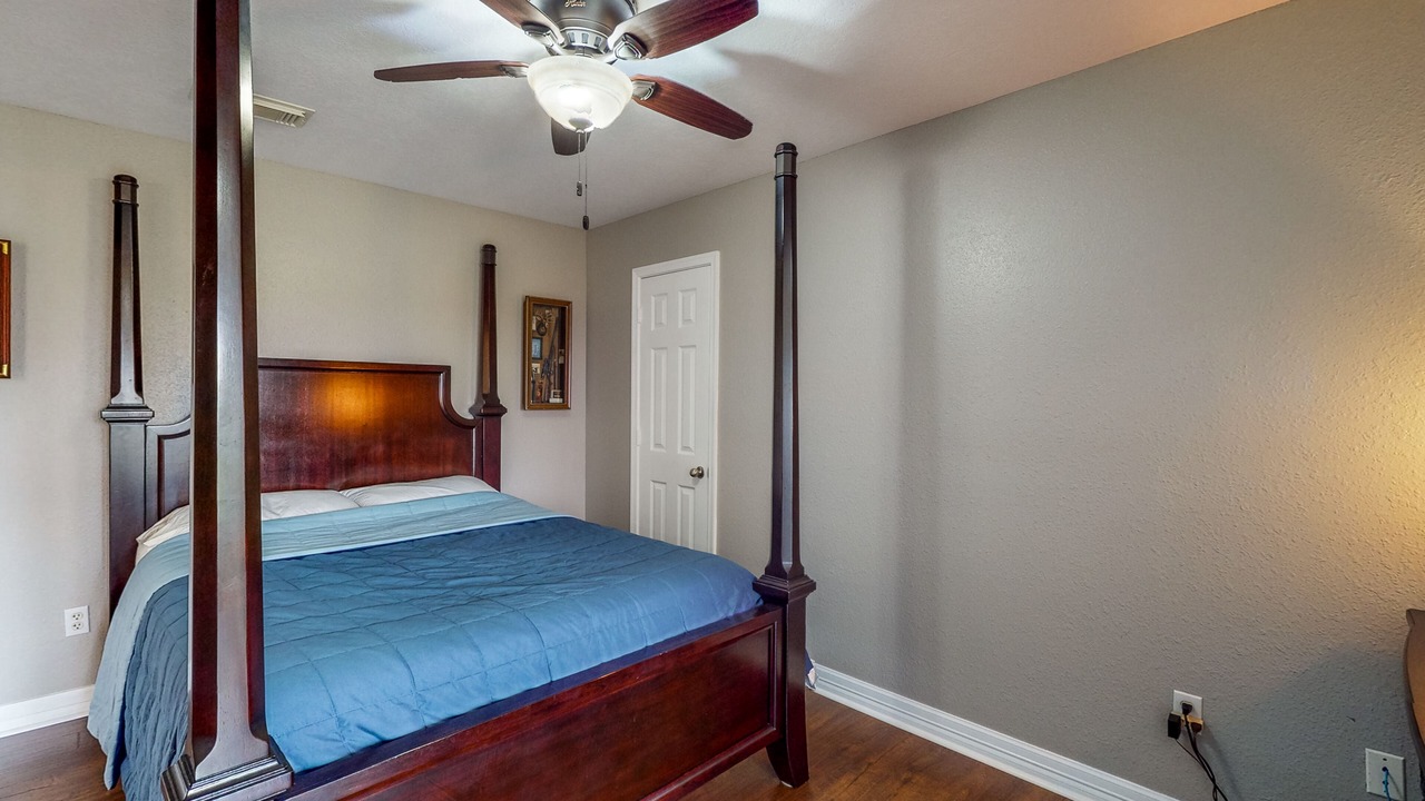 Photo of Bedroom in Blessing