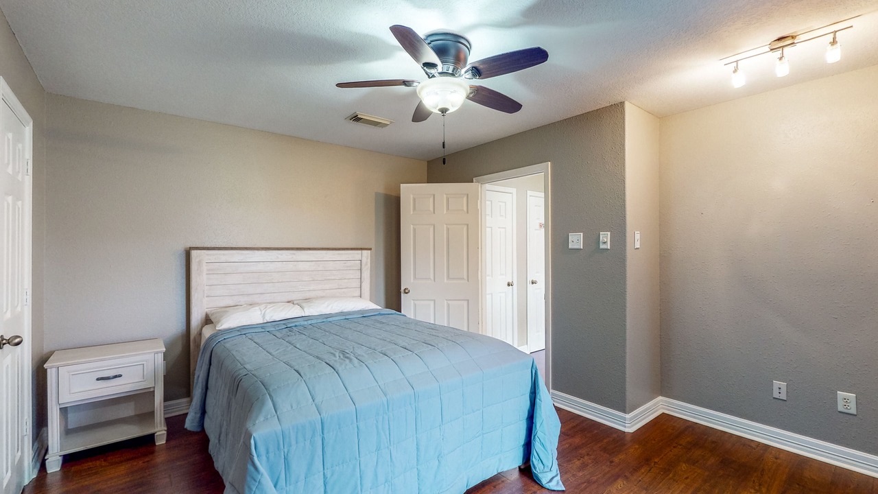Photo of Bedroom in Blessing