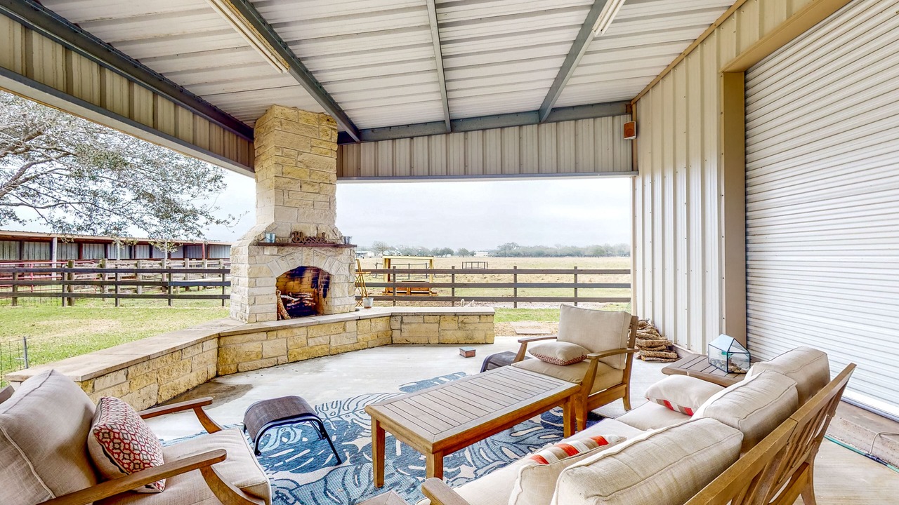 Photo of Patio Balcony in Blessing