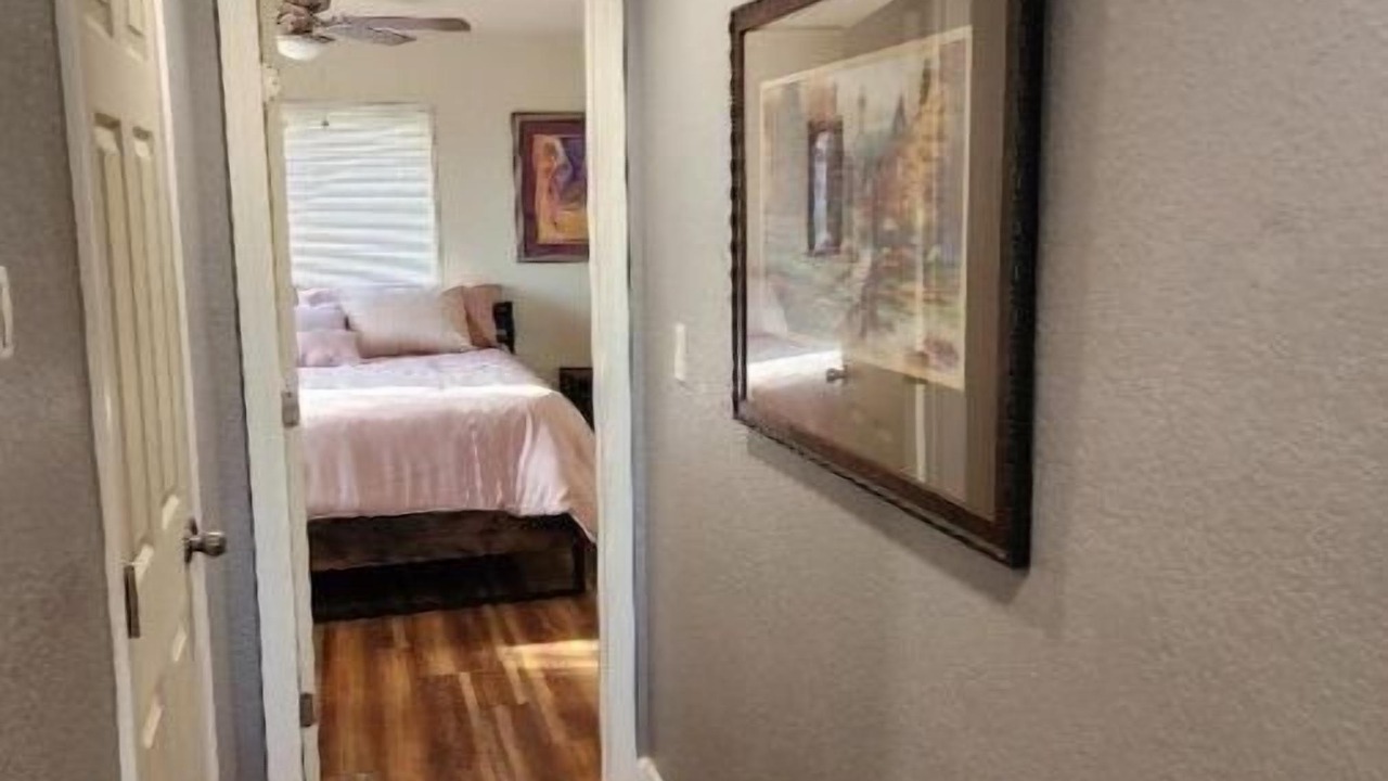 Photo of Bedroom in Oroville East